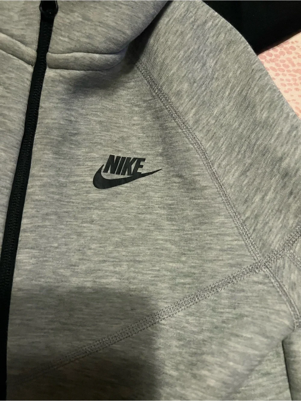 Nike Light Gray Full-Zip Hooded Jacket with Black Accents